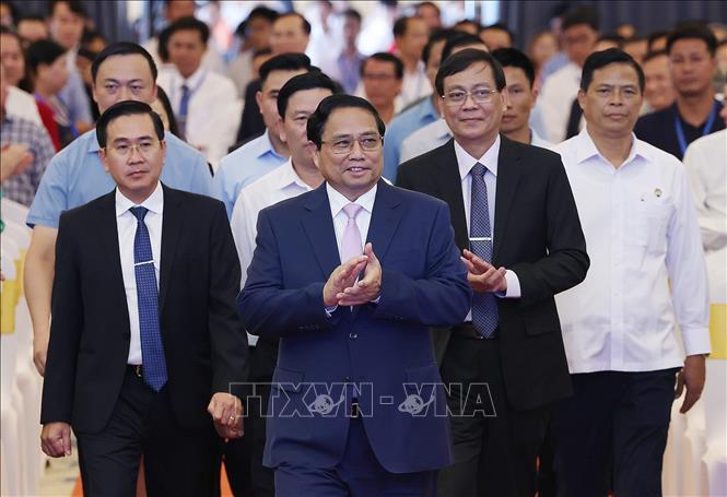 Thủ tướng Phạm Minh Chính đến dự Hội nghị công bố quy hoạch tỉnh Ninh Thuận. Ảnh: Dương Giang-TTXVN