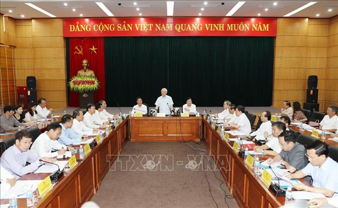 Trong ảnh : Tổng Bí thư Nguyễn Phú Trọng phát biểu tại buổi làn việc với Bộ Công thương. Ảnh : Trí Dũng - TTXVN