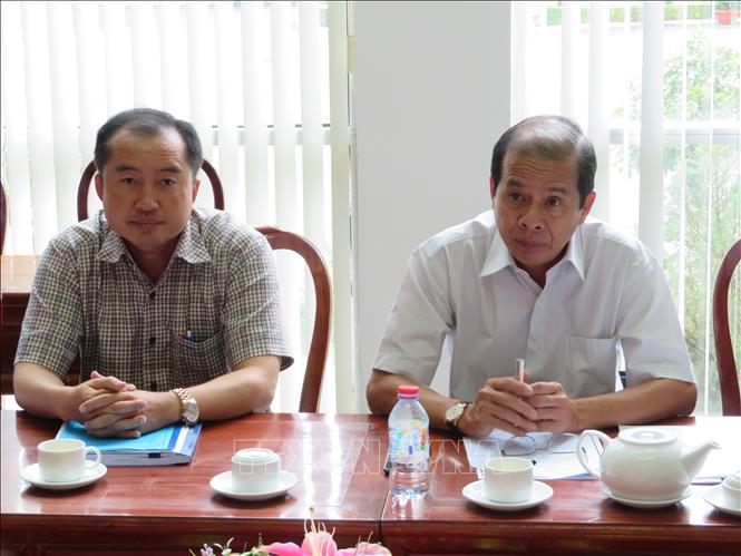Trong ảnh : Ông Nguyễn Thanh Dũng, Phó Chủ tịch UBND thành phố Cần Thơ (phải) phát biểu tại buổi làm việc. Ảnh: Ánh Tuyết - TTXVN