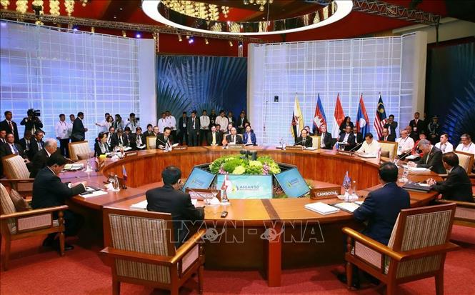 Trong ảnh: Thủ tướng Nguyễn Xuân Phúc dự phiên họp toàn thể Hội nghị Cấp cao ASEAN lần thứ 30 tại thủ đô Manila, Philippines ngày 29/4/2017. Ảnh: Thống Nhất – TTXVN