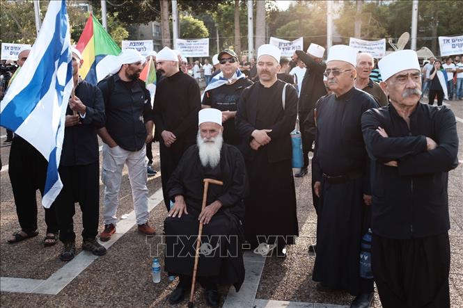 Trong ảnh: Người dân tộc thiểu số Druze ở Israel tuần hành phản đối Luật Quốc gia dân tộc Do Thái tại Tel Aviv ngày 4/8. Ảnh: THX/ TTXVN