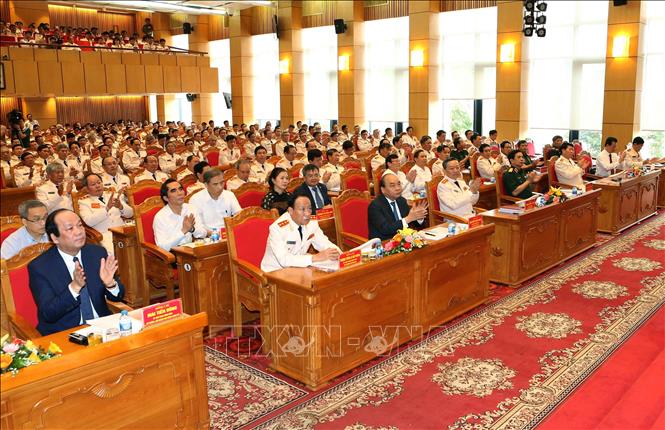 Trong ảnh: Thủ tướng Nguyễn Xuân Phúc và các đại biểu dự hội nghị. Ảnh: Doãn Tấn  – TTXVN