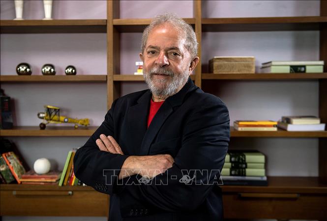 Trong ảnh (tư liệu): Cựu Tổng thống Brazil Luiz Inacio Lula da Silva trong cuộc phỏng vấn báo chí tại Sao Paulo, Brazil ngày 1/3. Ảnh: AFP/ TTXVN