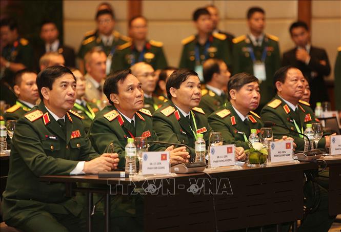 Trong ảnh: Thượng tướng Phan Văn Giang, Tổng Tham mưu trưởng Quân đội nhân dân Việt Nam, Thứ trưởng Bộ Quốc phòng và các đại biểu Bộ Quốc phòng Việt Nam tham dự hội thảo. Ảnh: Dương Giang - TTXVN
