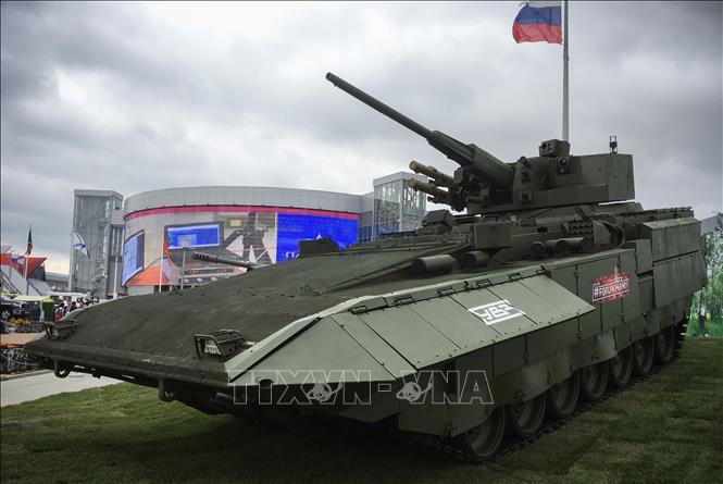 Trong ảnh: Xe tăng chiến đấu Armata T-15 của Nga được giới thiệu tại Diễn đàn Công nghiệp quốc phòng Army-2018 ở thị trấn Kubinka, ngoại ô thủ đô Moskva ngày 21/8. Ảnh: AFP/TTXVN