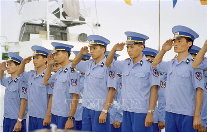 Trong ảnh: Lực lượng Cảnh sát biển Việt Nam những ngày đầu thành lập. Ảnh: TTXVN