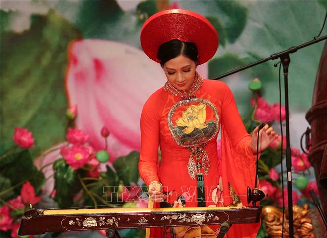 Photo: An art performance at the ASOSAI 14's opening ceremony. VNA Photo.