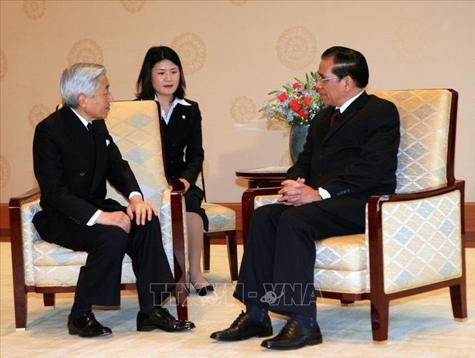 Trong ảnh: Tổng Bí thư Nông Đức Mạnh hội kiến với Nhật hoàng Akihito, ngày 20/4/2009, tại Thủ đô Tôkyô. Ảnh: Xuân Tuân – TTXVN
