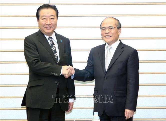 Trong ảnh: Chủ tịch Quốc hội Nguyễn Sinh Hùng hội kiến với Thủ tướng Nhật Bản Yoshihiko Noda, ngày 7/12/2012, tại thủ đô Tôkyô. Ảnh: Nhan Sáng-TTXVN