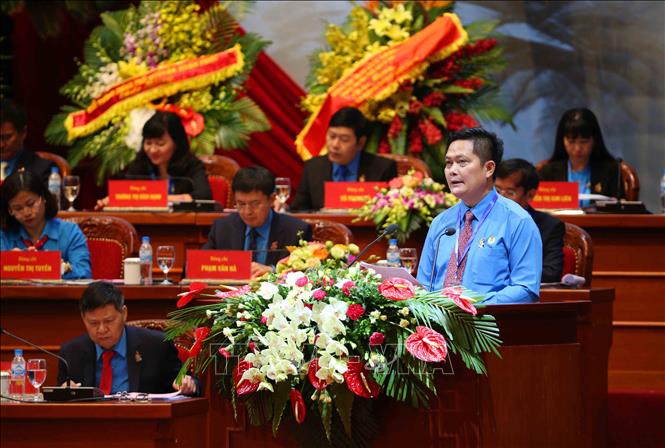 Trong ảnh: Ông Vương Duy Khánh, Đại diện Công đoàn Công thương Việt Nam trình bày tham luận. Ảnh: TTXVN