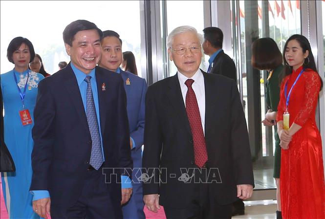Trong ảnh: Tổng Bí thư Nguyễn Phú Trọng và các đại biểu đến dự Đại hội. Ảnh: TTXVN