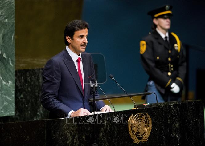 Trong ảnh: Quốc vương Qatar, Sheikh Tamim bin Hamad al-Thani phát biểu tại phiên họp Đại hội đồng Liên hợp quốc ở New York. Mỹ ngày 25/9. Ảnh: THX/TTXVN