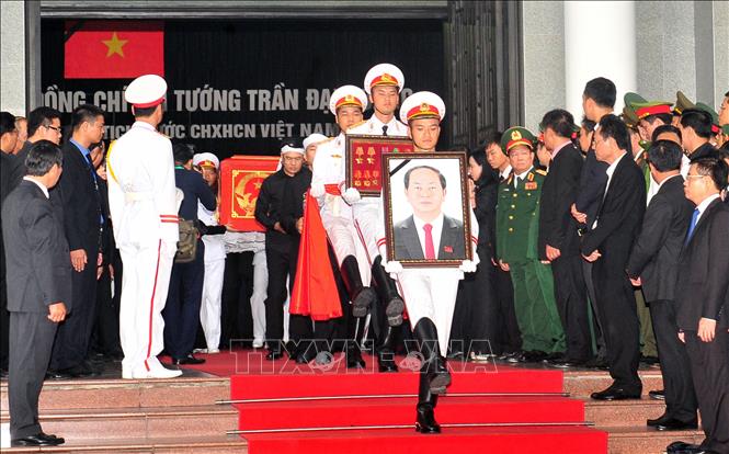 Trong ảnh: Lễ đưa tang Chủ tịch nước Trần Đại Quang tại Nhà tang lễ Quốc gia (Hà Nội). Ảnh: Nguyễn Khang - TTXVN