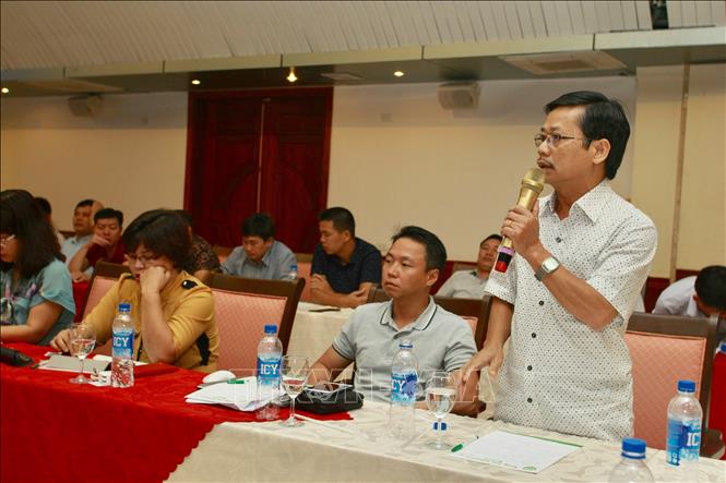 Đồng chí Ngô Anh Văn, Giám đốc Cơ quan đại diện Thông Tấn xã Việt Nam khu vực miền Trung – Tây Nguyên tham gia đóng góp ý kiến cho Hội nghị. Ảnh: TTXVN