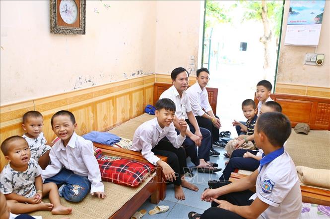 Trong ảnh: Phòng nội trú của các em tại Trung tâm Công tác xã hội tỉnh Hòa Bình. Ảnh: Minh Quyết – TTXVN