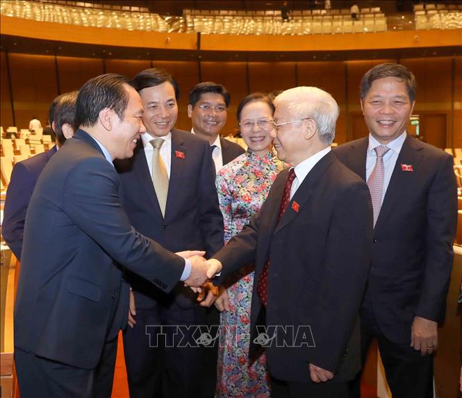 Trong ảnh: Tổng Bí thư Nguyễn Phú Trọng với các đại biểu Quốc hội. Ảnh: Phương Hoa - TTXVN