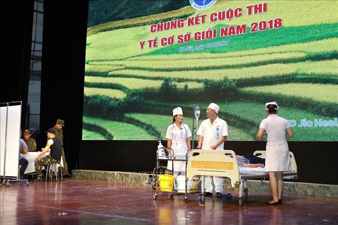 Trong ảnh: Phần thi của đội y tế cơ sở tỉnh Phú Thọ. Ảnh: Dương Ngọc – TTXVN