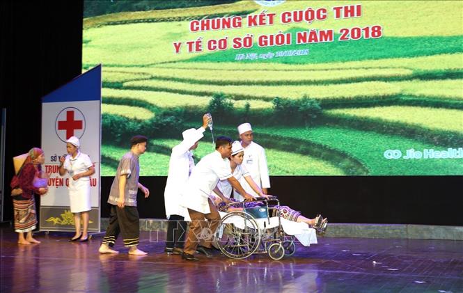 Trong ảnh: Phần thi của đội y tế cơ sở tỉnh Nghệ An. Ảnh: Dương Ngọc – TTXVN