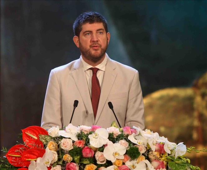 Trong ảnh: Ông Michael Croft, Trưởng đại diện Văn phòng UNESCO tại Việt Nam phát biểu tại lễ khai mạc. Ảnh: Thanh Tùng - TTXVN