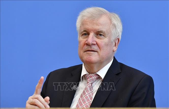 Trong ảnh (tư liệu): Bộ trưởng Nội vụ Đức Horst Seehofer trong cuộc họp báo tại Berlin ngày 24/7/2018. Ảnh: AFP/TTXVN