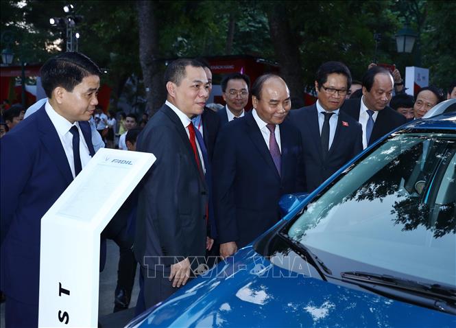 Thủ tướng Nguyễn Xuân Phúc dự Lễ phát động "Hàng Việt Nam ...