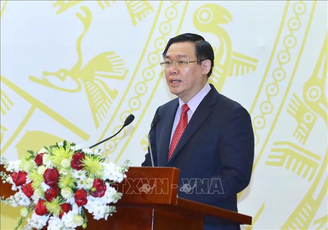 Trong ảnh: Phó Thủ tướng Vương Đình Huệ, Trưởng Ban Chỉ đạo Đổi mới và Phát triển doanh nghiệp phát biểu khai mạc hội nghị. Ảnh: Thống Nhất –TTXVN