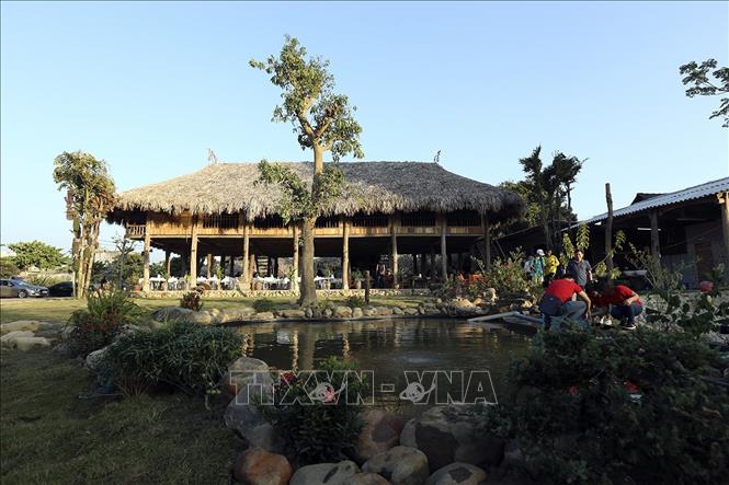 Trong ảnh: Nhà cộng đồng tại Homestay Mường Then. Ảnh: Tuấn Anh - TTXVN