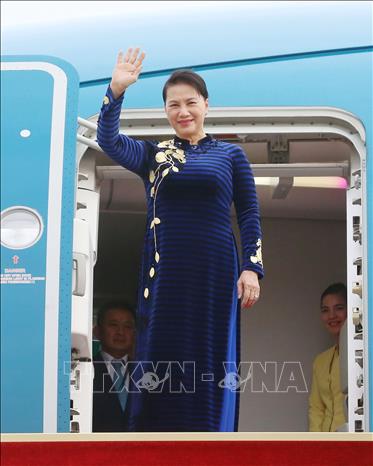 Trong ảnh: Chủ tịch Quốc hội Nguyễn Thị Kim Ngân đến sân bay Seongnam ở Thủ đô Seoul. Ảnh: Trọng Đức - TTXVN