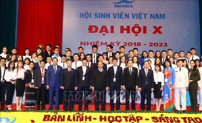 Trong ảnh: Thủ tướng Nguyễn Xuân Phúc và các đại biểu tại Đại hội. Ảnh: Thống Nhất –TTXVN
