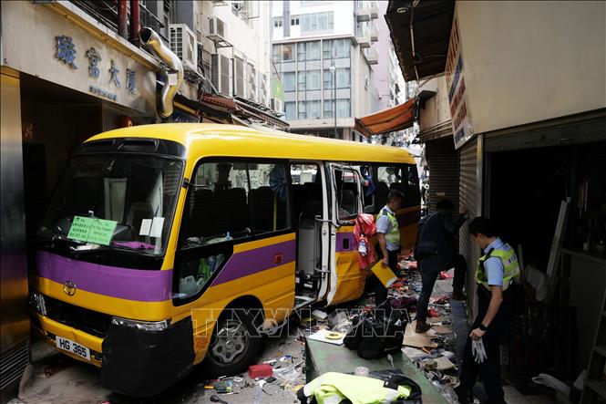 Trong ảnh: Hiện trường vụ tai nạn giao thông ở Hong Kong, Trung Quốc ngày 10/12/2018. Ảnh: THX/ TTXVN