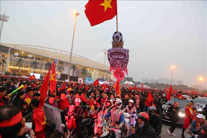 Photo: Vietnamese fans outside My Dinh National Stadium. VNA Photo