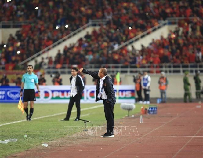 Photo: Korean coach Park Hang-seo of the Vietnamese team during the match. VNA Photo