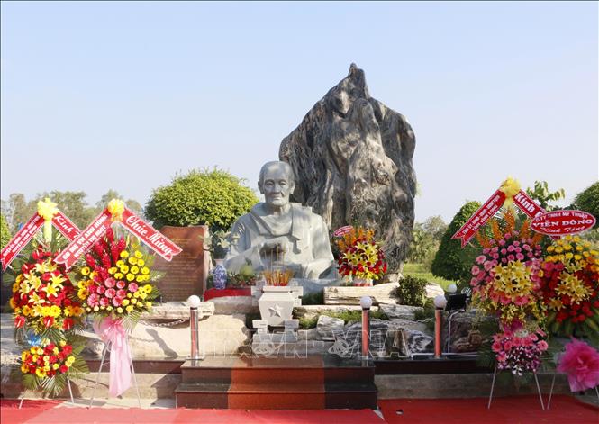 Trong ảnh: Tượng Mẹ Việt Nam Anh hùng Nguyễn Thị Ngọt. Ảnh: Phạm Minh Tuấn - TTXVN