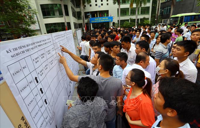 Trong ảnh: Kỳ thi năng lực tiếng Hàn năm 2017 thu hút đông đảo học sinh, sinh viên và lao động Việt Nam tham gia. Ảnh: Anh Tuấn - TTXVN