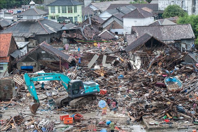 Trong ảnh: Cảnh đổ nát sau thảm họa sóng thần tại Pandeglang, tỉnh Banten, Indonesia ngày 24/12/2018. Ảnh: THX/ TTXVN