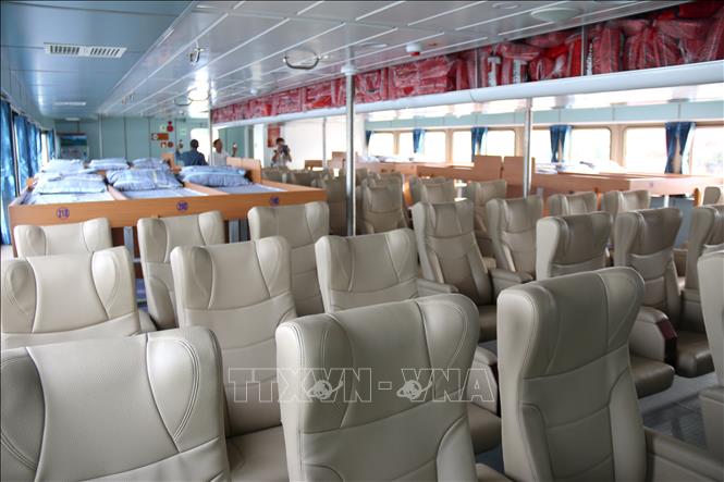 Trong ảnh: Tàu cao tốc  Phú Quý Express được trang bị hiện đại.Ảnh : Nguyễn Thanh – TTXVN
