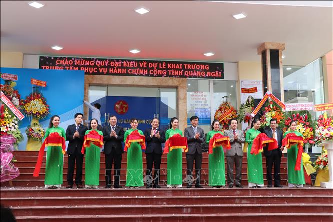 Trong ảnh: Nghi thức cắt băng khánh thành Trung tâm. Ảnh: Sỹ Thắng - TTXVN
