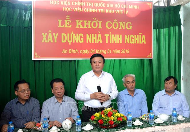 Trong ảnh: Bí thư Trung ương Đảng Nguyễn Xuân Thắng phát biểu tại buổi lễ. Ảnh: Thanh Liêm - TTXVN