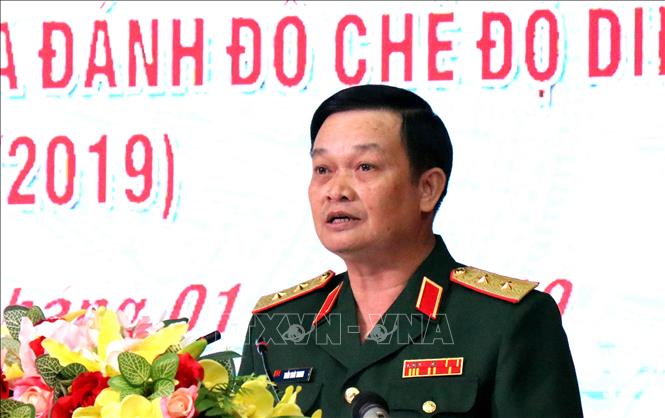 Trong ảnh: Phó Đô đốc Trần Hoài Trung, Chính ủy Quân khu 7 phát biểu tại buổi Họp mặt. Ảnh: Xuân Khu-TTXVN