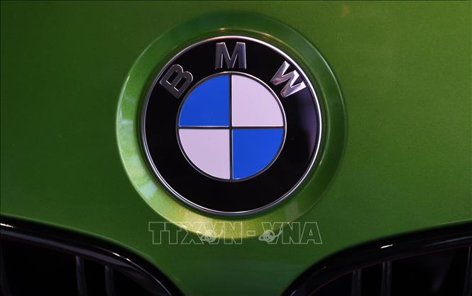 Trong ảnh (tư liệu): Biểu tượng BMW. Ảnh: AFP/ TTXVN