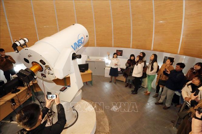Photo: Hoa Lac Observatory’s telescope is on a trial operation. VNA Photo: Anh Tuấn