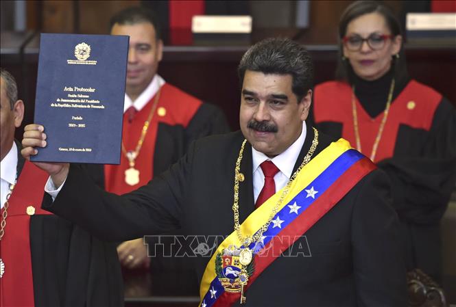 Trong ảnh: Tổng thống Venezuela Nicolas Maduro trong lễ tuyên thệ nhậm chức tại Tòa án Công lý Tối cao ở Caracas ngày 10/1/2019. Ảnh: AFP/TTXVN