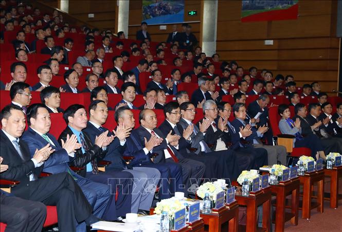 Trong ảnh: Thủ tướng Nguyễn Xuân Phúc và các đại biểu tham dự hội nghị. Ảnh: Thống Nhất - TTXVN