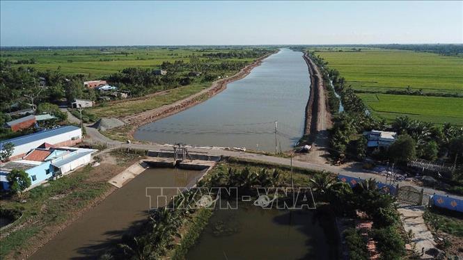 Trong ảnh: Hồ chứa nước ngọt Ba Tri. Ảnh Công Trí-TTXVN