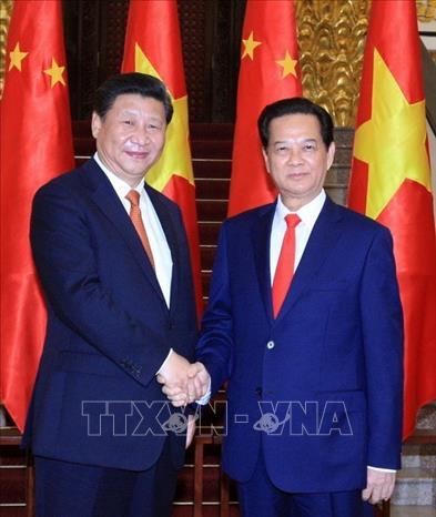 Trong ảnh: Thủ tướng Nguyễn Tấn Dũng hội kiến Tổng Bí thư, Chủ tịch Trung Quốc Tập Cận Bình thăm cấp Nhà nước tới Việt Nam, ngày 5/11/2015, tại Hà Nội. Ảnh: Thống Nhất - TTXVN