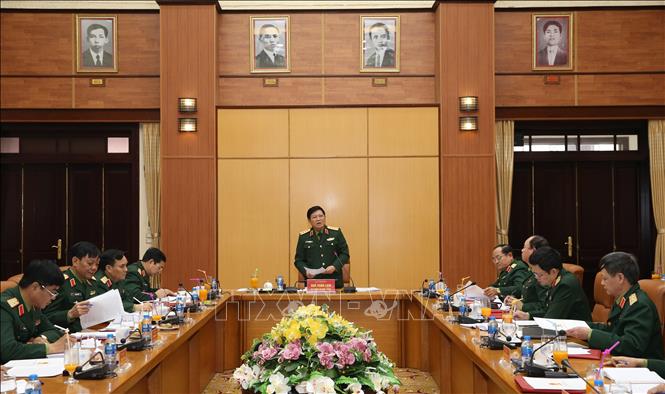 Trong ảnh: Đại tướng Ngô Xuân Lịch chủ trì buổi làm việc với Bộ Tổng Tham mưu. Ảnh: TTXVN phát