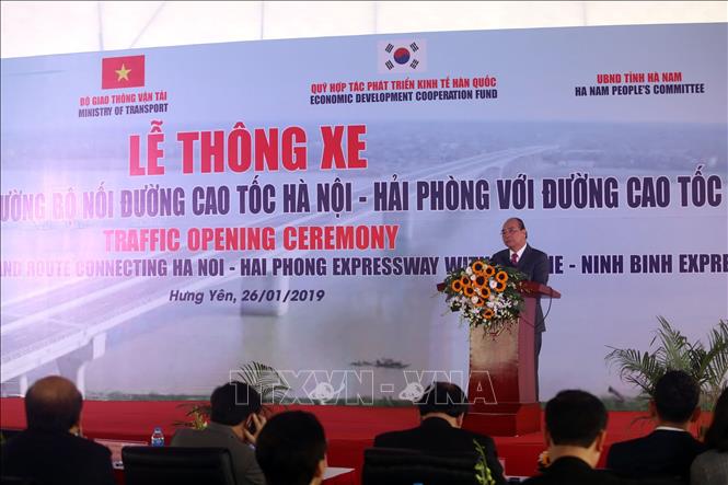 Trong ảnh: Thủ tướng Nguyễn Xuân Phúc phát biểu tại buổi lễ. Ảnh: Huy Hùng - TTXVN