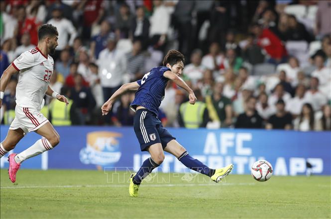 Trong ảnh: Cầu thủ Genki Haraguchi (phải) của Nhật Bản ghi bàn trong trận bán kết gặp tuyển Iran tại Asian Cup 2019 ở Al Ain, Các tiểu vương quốc Arab thống nhất (UAE) ngày 28/1/2019. Ảnh: THX/TTXVN