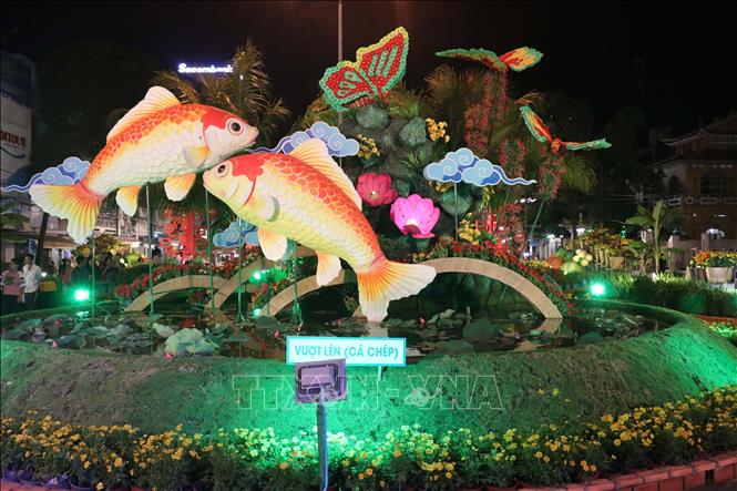 Trong ảnh: Một trong những khung cảnh đường hoa nghệ thuật mừng xuân Kỷ Hợi 2019. Ảnh: Ngọc Thiện- TTXVN