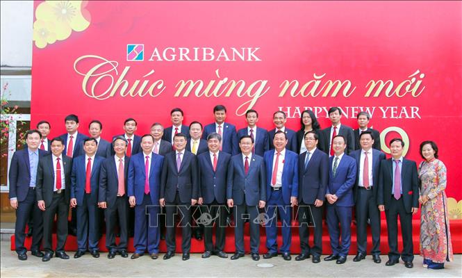 Phó Thủ tướng Vương Đình Huệ thăm và làm việc với Ngân ...